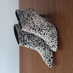 Matisse western ankle bootie cowhide